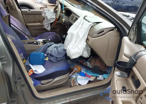 2004 Ford Taurus Se z USA, uszkodzony, nr VIN 1FAFP53U24A202345